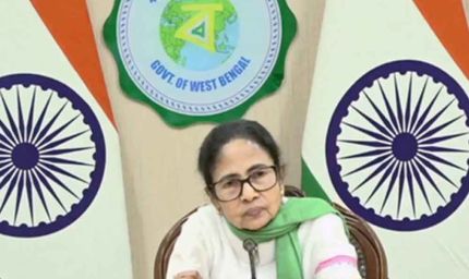 ममता बनर्जी का चुनाव आयोग पर बड़ा हमला, बोलीं– बंगाल में अल्पसंख्यकों के वोट जानबूझकर काटे जा रहे