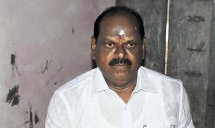 तमिलनाडु की राजनीति में हलचल, AIADMK के पूर्व मंत्री ने इस्तीफा देकर DMK में किया प्रवेश