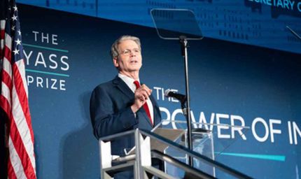 दावोस में अमेरिका का बड़ा बयान: मंत्री बेसेंट बोले– ग्रीनलैंड को यूएस में होना चाहिए