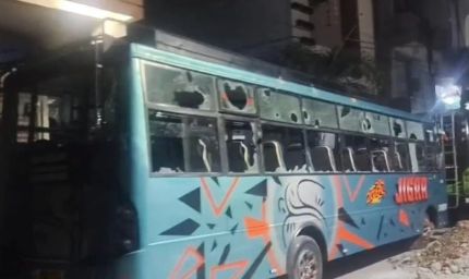 तराना में बजरंग दल कार्यकर्ता की पिटाई से तनाव, पथराव और तोड़फोड़ से इलाके में हंगामा