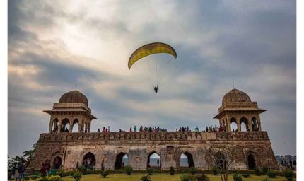 टैंडम पैराग्लाइडिंग फेस्टिवल 31 जनवरी से इंदौर में