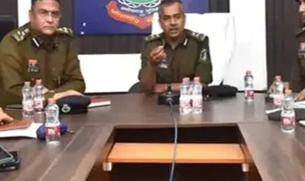 दुर्ग आईजी ने थाना प्रभारियों को दिए निर्देश, 'पुलिसिंग में ढिलाई बर्दाश्त नहीं'