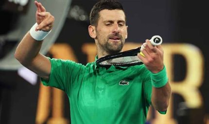 Novak Djokovic ने Australian Open में 400वीं ग्रैंड स्लैम जीत दर्ज कर फेडरर का रिकॉर्ड तोड़ा