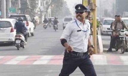 इंदौर के डांसिंग कॉप रंजीत सिंह को डिमोशन, प्रधान आरक्षक से फिर आरक्षक बनाया, महिला से अश्लील चैट में फंसा