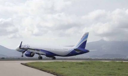 कुवैत–दिल्ली इंडिगो फ्लाइट को बम से उड़ाने की धमकी, अहमदाबाद में कराई गई आपात लैंडिंग