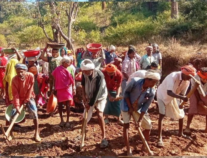 सर्वाधिक दिव्यांगों, महिलाओं एवं परिवारों को रोजगार देने में कबीरधाम जिला प्रदेश में पहले स्थान पर