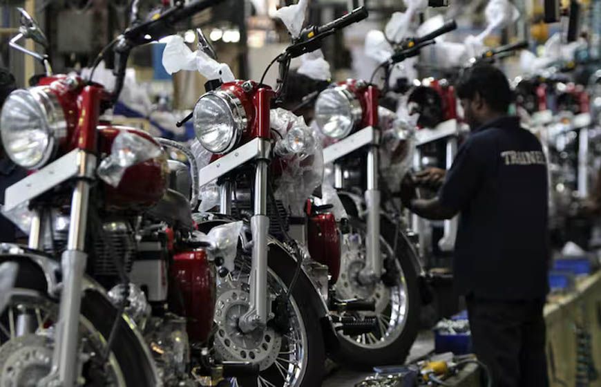 2025 में दोपहिया वाहनों की बिक्री 2 करोड़ यूनिट पार, GST 2.0 का दिखा असर