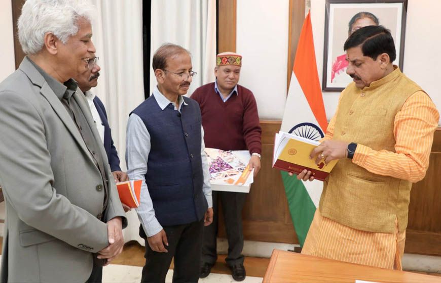 मुख्यमंत्री डॉ. यादव ने वर्ष 2026 के शासकीय कैलेंडर का किया विमोचन
