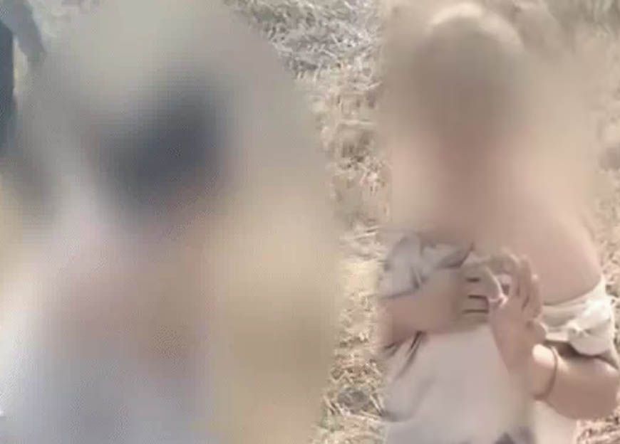 तमनार हिंसा: महिला आरक्षक की वर्दी फाड़ी, खेत में घसीटा और रोते हुए बोली भाई, छोड़ दो