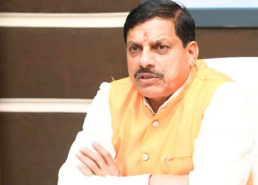 CM मोहन यादव का बड़ा एक्शन: इंदौर निगम कमिश्नर को नोटिस, लापरवाह इंजीनियर बर्खास्त