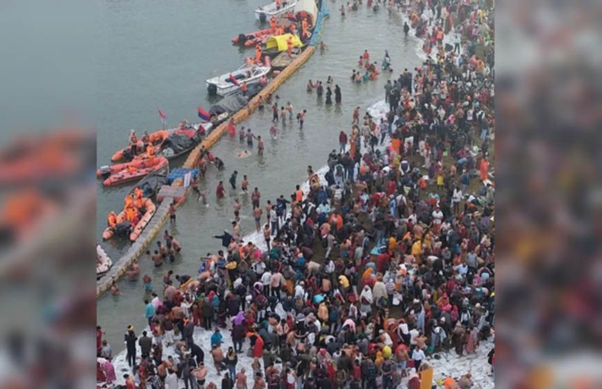 प्रयागराज: पौष पूर्णिमा पर माघ मेले में 21 लाख श्रद्धालुओं ने लगाई आस्था की डुबकी