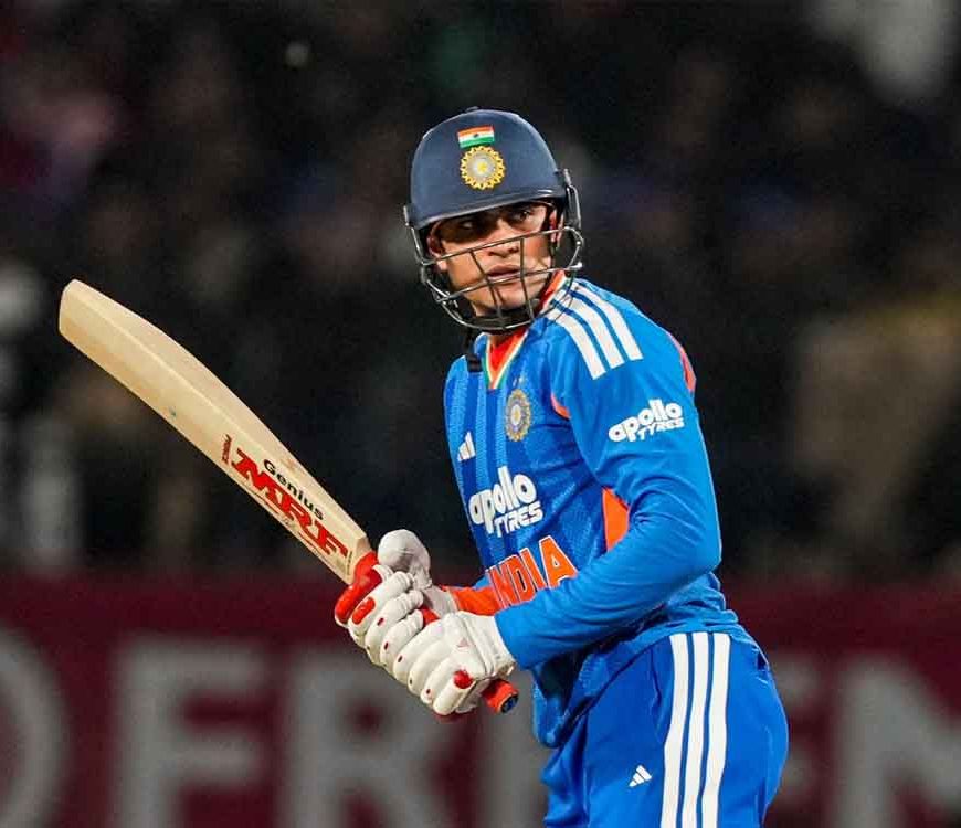 शुभमन गिल को बाहर देखकर चौंके रिकी पोंटिंग, फिर जमकर की भारतीय क्रिकेट की तारीफ