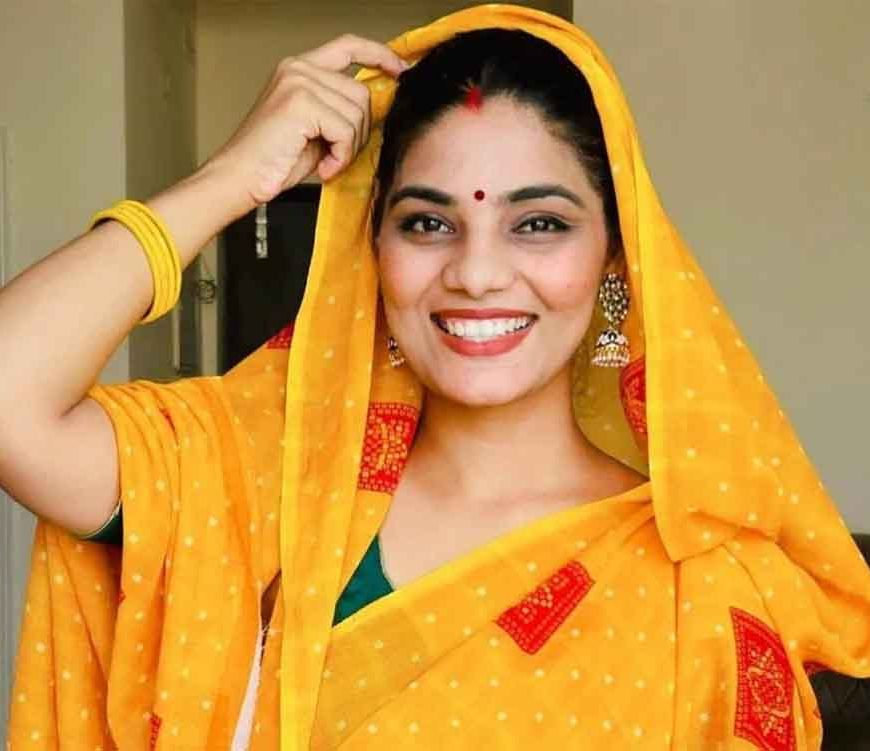 चार घंटे थाने में रहीं नेहा राठौर, बयान दर्ज नहीं हुआ, बोलीं– पीएम मोदी पर दिए बयान से पीछे नहीं हटूंगी