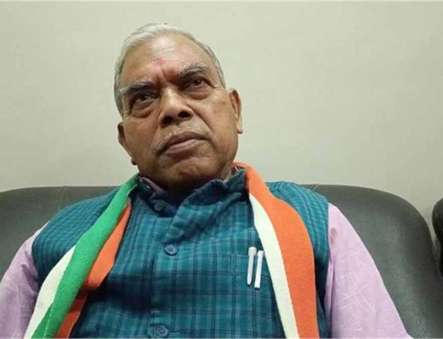 मनरेगा ग्रामीण अर्थव्यवस्था की रीढ़ थी, केंद्र ने उसे तोड़ दिया — केशव महतो कमलेश का हमला