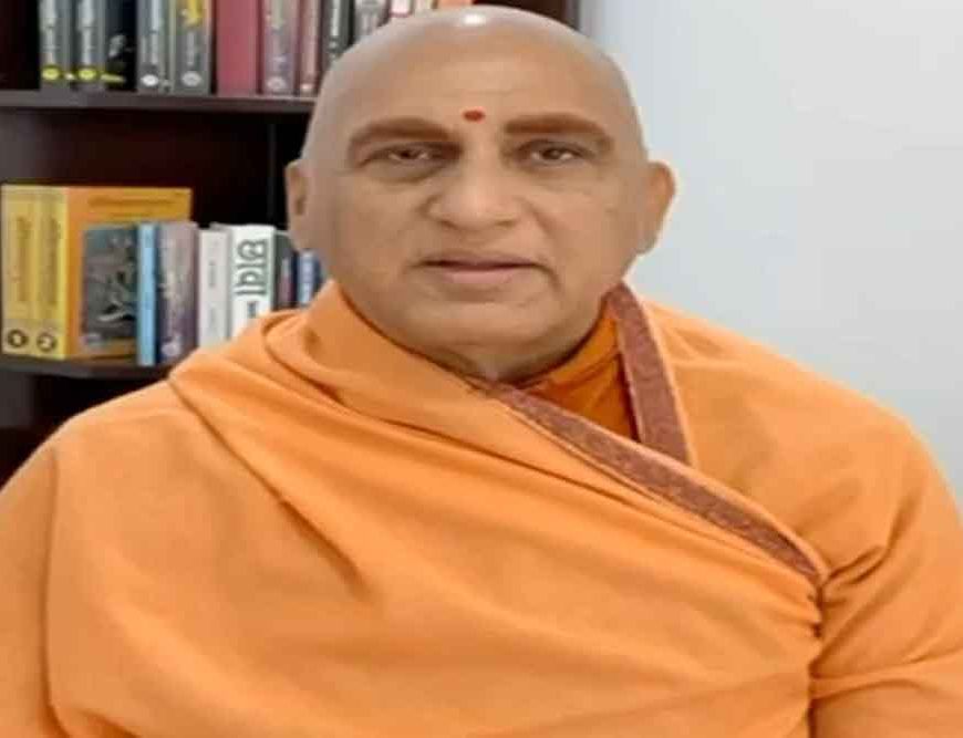 पीएम मोदी का लेख आने वाली पीढ़ियों में जगाएगा इतिहास-बोध और राष्ट्र-गौरव: स्वामी अवधेशानंद गिरि