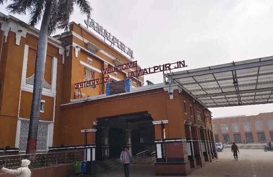 ट्रेन की जानकारी अब एक क्लिक पर, रेलवे स्टेशनों पर IPIS तकनीक से मिलेगा रियल-टाइम अपडेट