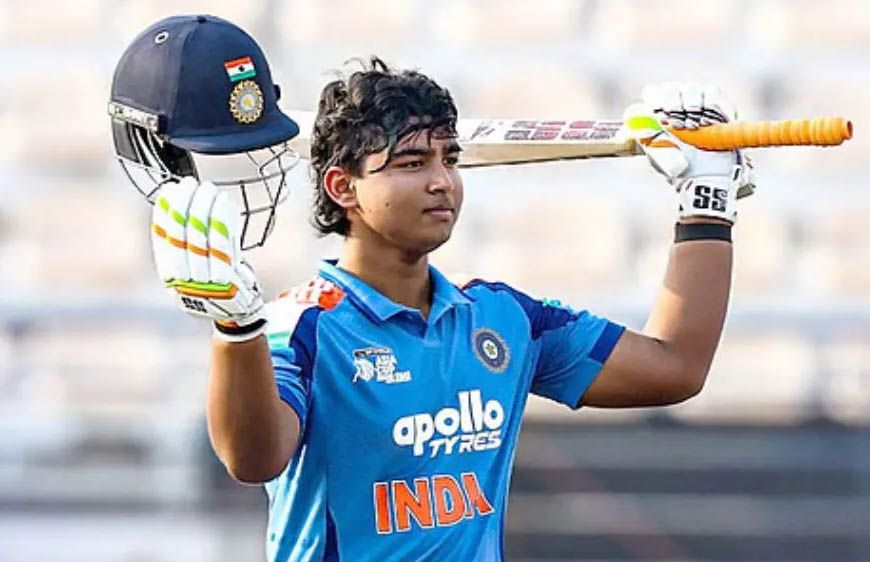 वैभव सूर्यवंशी का तूफान, 21 गेंदों में जड़े 10 छक्के, साउथ अफ्रीका में मचाया धमाल