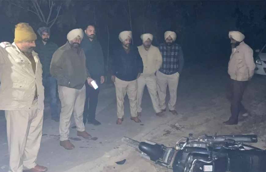 तरनतारन में पुलिस और नशा तस्करों के बीच एनकाउंटर, गोलीबारी में एक घायल