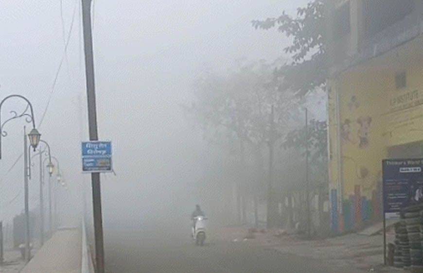 छत्तीसगढ़ के 18 जिलों में शीतलहर का अलर्ट, अंबिकापुर में पारा 3.5°C, हिमालयी हवाओं से बढ़ी कंपकंपी