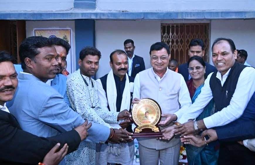 रायपुर : कैबिनेट मंत्री देवांगन धीवर समाज के नववर्ष एवं पारिवारिक मिलन समारोह में हुए शामिल