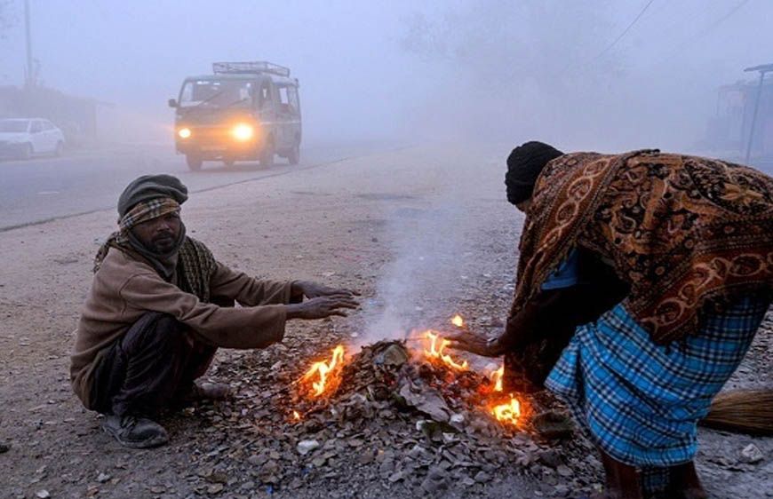 झारखंड में ठंड का कहर, तापमान माइनस 2 डिग्री पर पहुंचा; 7 जिलों में ऑरेंज अलर्ट