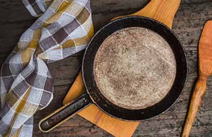 आयरन तवे पर फिर से चिपकने लगा है डोसा, धोने के बाद इस्तेमाल का जानें सही तरीका