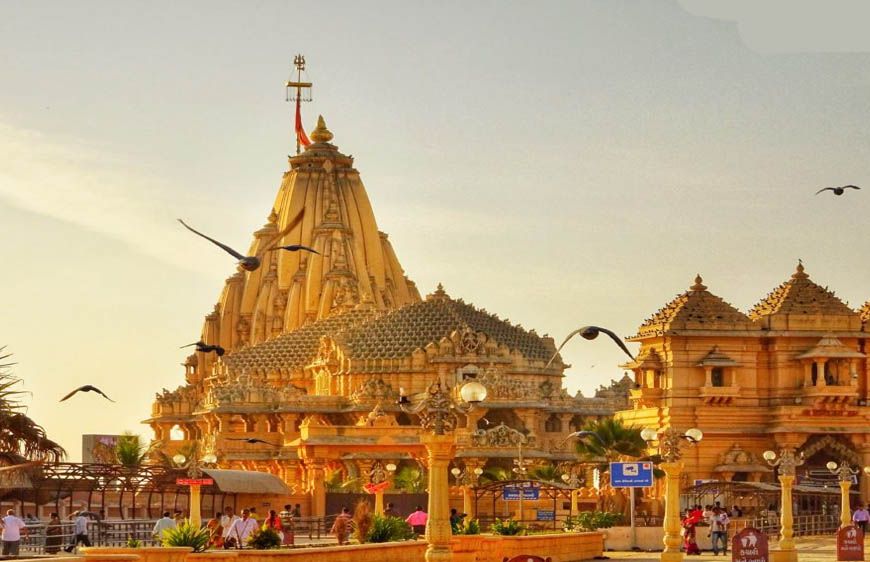 सुधांशु त्रिवेदी का दावा: जवाहरलाल नेहरू ने सोमनाथ मंदिर के पुनर्निर्माण से किया था इनकार