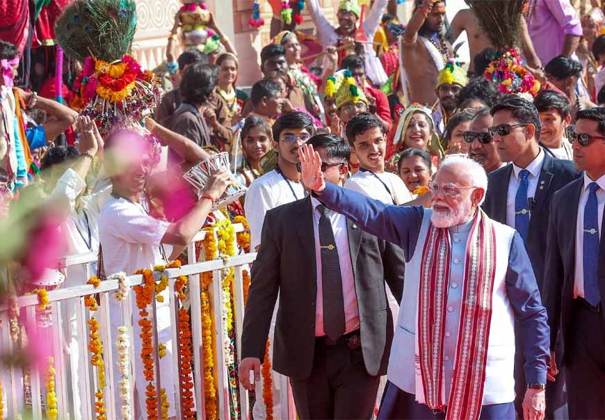 पीएम मोदी बोले— गजनी से औरंगजेब तक सब मिट गए, सोमनाथ मंदिर आज भी अडिग