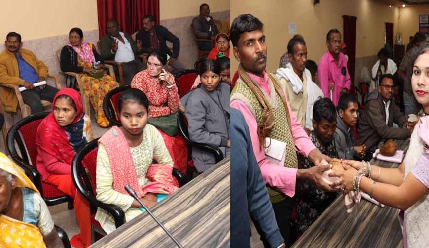 मनेन्द्रगढ़ के अमृत सदन में लगा दिव्यांग शिविर, 80 लोगों की आधार संबंधी समस्याओं का हुआ समाधान