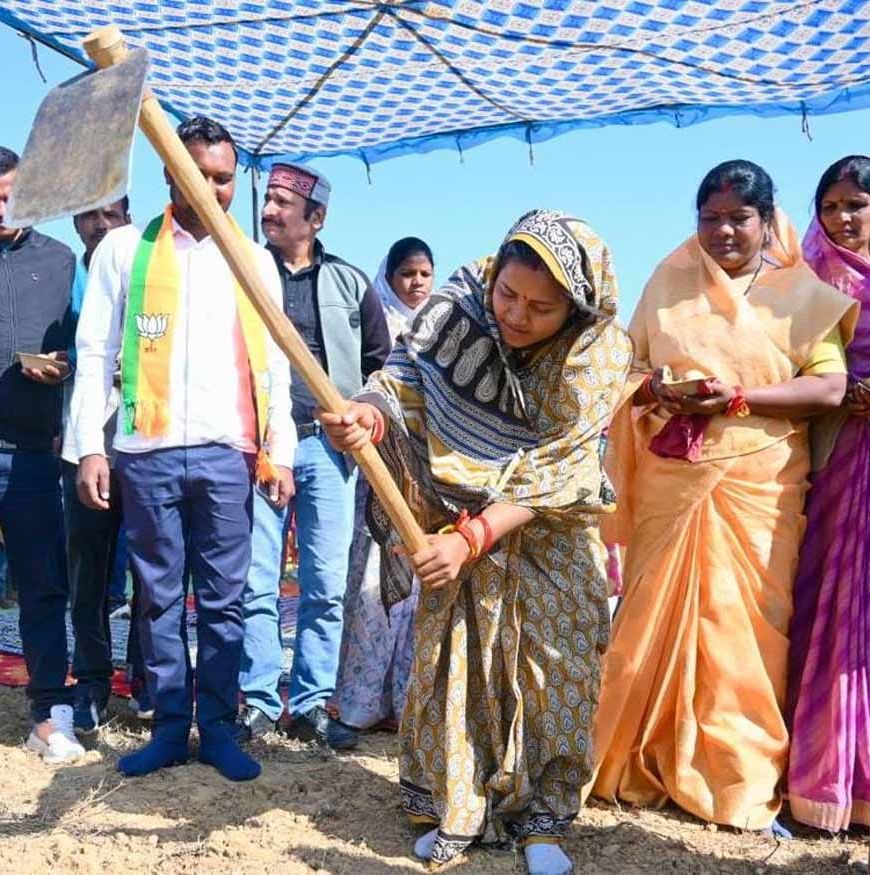 मंत्री लक्ष्मी राजवाड़े ने 15.50 करोड़ की दी सौगातें, 'सड़कें बनेंगी विकास का आधार'