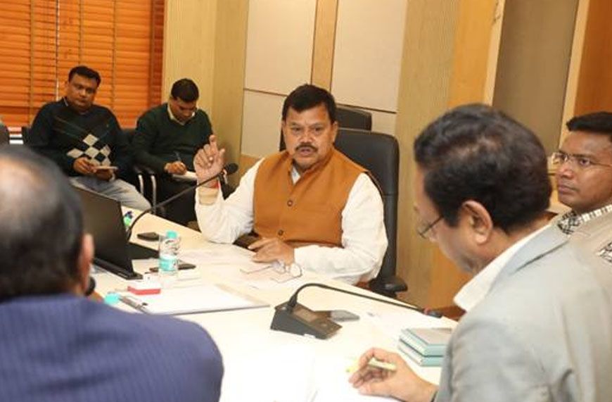 समाधान योजना के क्रियान्वयन में कोताही पर होगी सख्त कार्यवाई-  ऊर्जा मंत्री तोमर