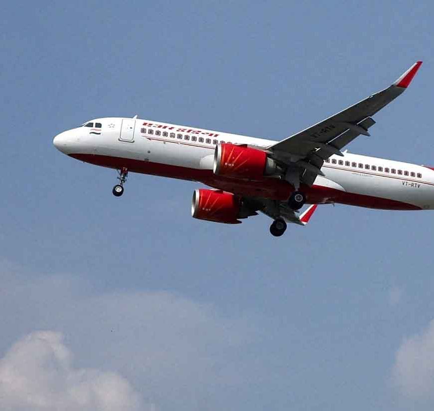 दिल्ली से उड़ान भरते ही बड़ा हादसा टला, 190 यात्रियों वाले विमान के APU में लगी आग