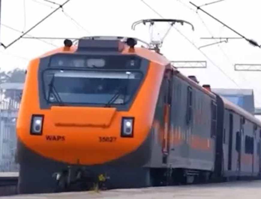 अमृत भारत एक्सप्रेस का जबरदस्त क्रेज, बुकिंग शुरू होते ही बढ़ी वेटिंग लिस्ट