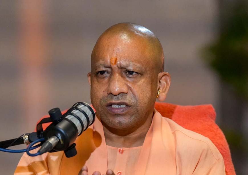 मंदिरों को तोड़ने का सफेद झूठ फैला रही है कांग्रेस: मुख्यमंत्री योगी