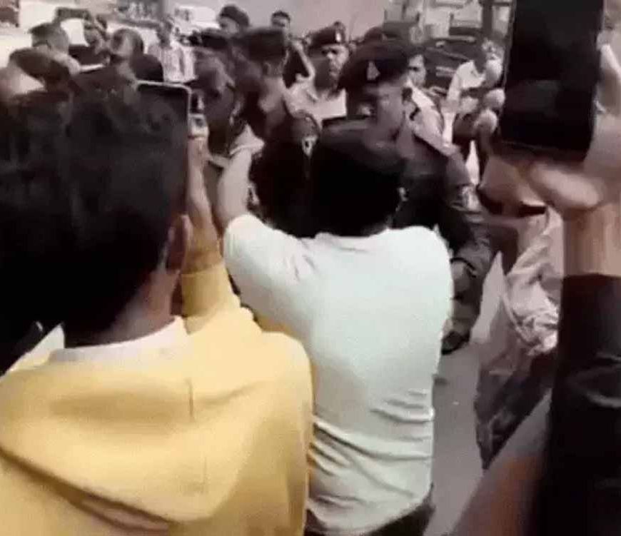 गृहमंत्री विजय शर्मा के बंगले के सामने पहुंचे CAF कैंडिडेट्स, खाली पदों पर भर्ती की मांग