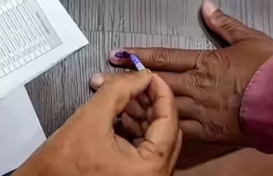 25 साल बाद बड़ा बदलाव: इस नगर निगम चुनाव में EVM नहीं, बैलेट पेपर से होगा मतदान