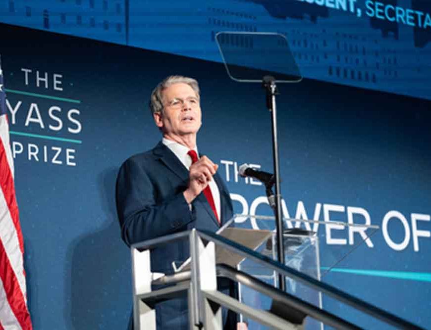 दावोस में अमेरिका का बड़ा बयान: मंत्री बेसेंट बोले– ग्रीनलैंड को यूएस में होना चाहिए