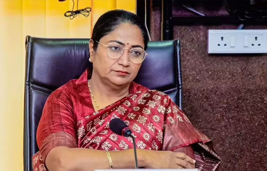 यमुना को फिर से दिल्ली की जीवनरेखा बनाएगी रेखा सरकार, एक्शन मोड में हुईं मुख्यमंत्री