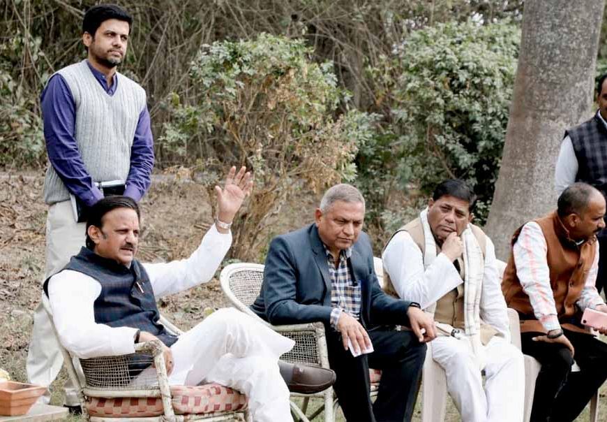 प्राकृतिक खेती से जमीन भी स्वस्थ, इंसान भी तंदुरुस्त: डिप्टी सीएम शुक्ल