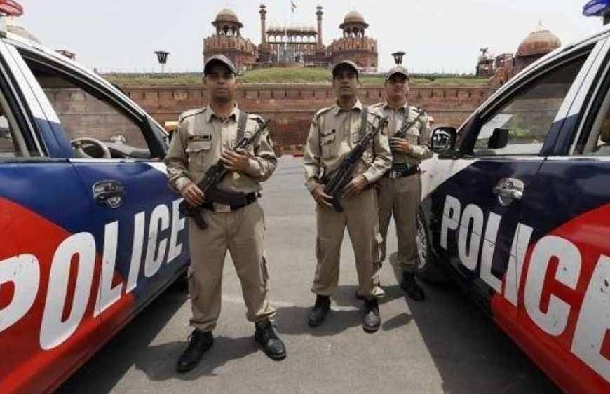 गणतंत्र दिवस से पहले दिल्ली पुलिस का बड़ा एक्शन, 94 स्थानों पर रेड, 70 गिरफ्तार