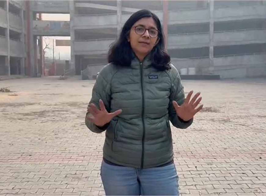 दिल्ली के सरकारी स्कूल की नई बिल्डिंग जर्जर! स्वाति मालीवाल का बड़ा हमला— सिसोदिया पर भ्रष्टाचार के गंभीर आरोप