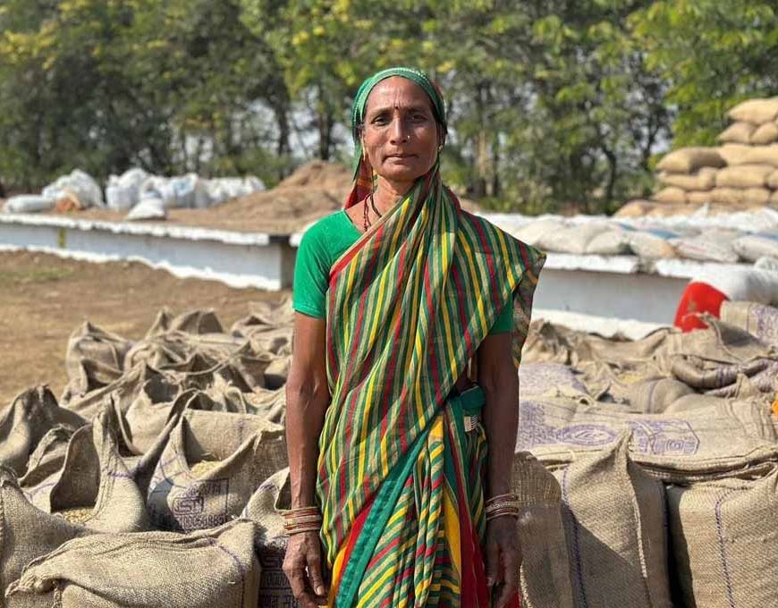 धान खरीदी व्यवस्था से बदली किस्मत, महिला किसान चौती बाई की ज़िंदगी में आई नई राह