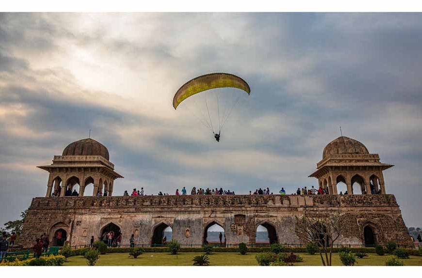 पर्यटन को मिले पंख: मध्यप्रदेश टूरिज्म बोर्ड और फ्लाइंग क्लब का संयुक्त आयोजन