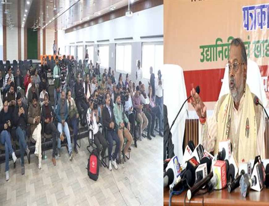 पुष्प उत्पादन को दिया जायेगा व्यवसायिक स्वरूप : उद्यानिकी मंत्री श्री कुशवाह