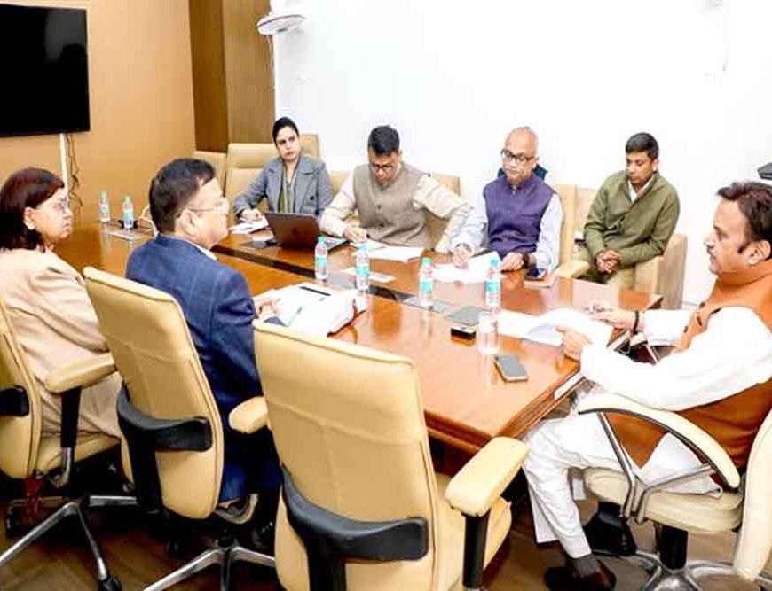 पीएससी एवं कर्मचारी चयन मंडल के माध्यम से की जा रही भर्ती प्रक्रिया की नियमित करें समीक्षा : उप मुख्यमंत्री शुक्ल