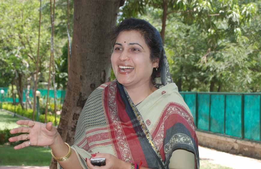 कौशल और भाषा प्रशिक्षण से युवाओं को विदेशों में मिलेगा रोजगार : राज्यमंत्री श्रीमती गौर