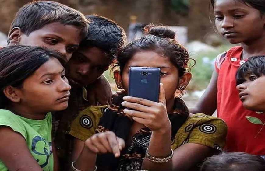 बच्चों की डिजिटल लत बढ़ती चिंता, सोशल मीडिया पर एज लिमिट लागू करने की तैयारी