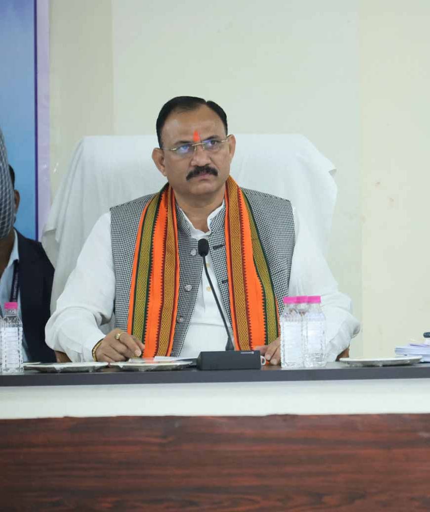 श्याम बिहारी जायसवाल ने स्वास्थ्य सेवाओं को मिशन मोड में सुदृढ़ करने के दिए निर्देश