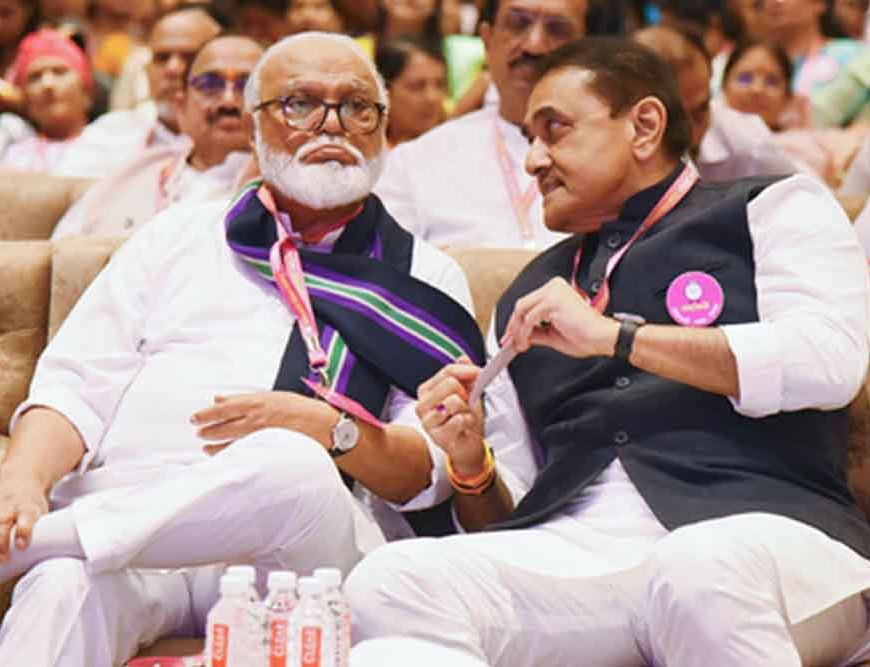 NCP प्रतिनिधिमंडल ने CM फडणवीस से की मुलाकात, विधायक दल नेता और डिप्टी CM पर हुई चर्चा