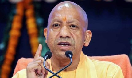 PDA नहीं, परिवार बचाने में लगी है सपा : सीएम योगी का करारा वार